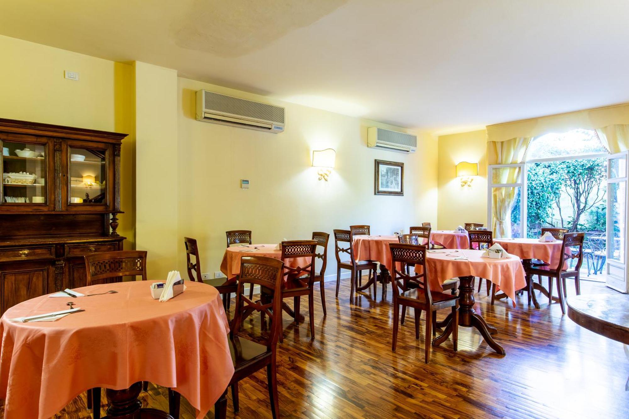 Hotel Sant'Andrea ราเวนนา ภายนอก รูปภาพ