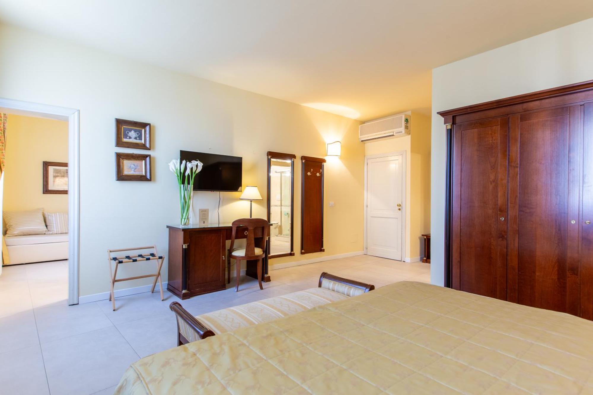 Hotel Sant'Andrea ราเวนนา ภายนอก รูปภาพ