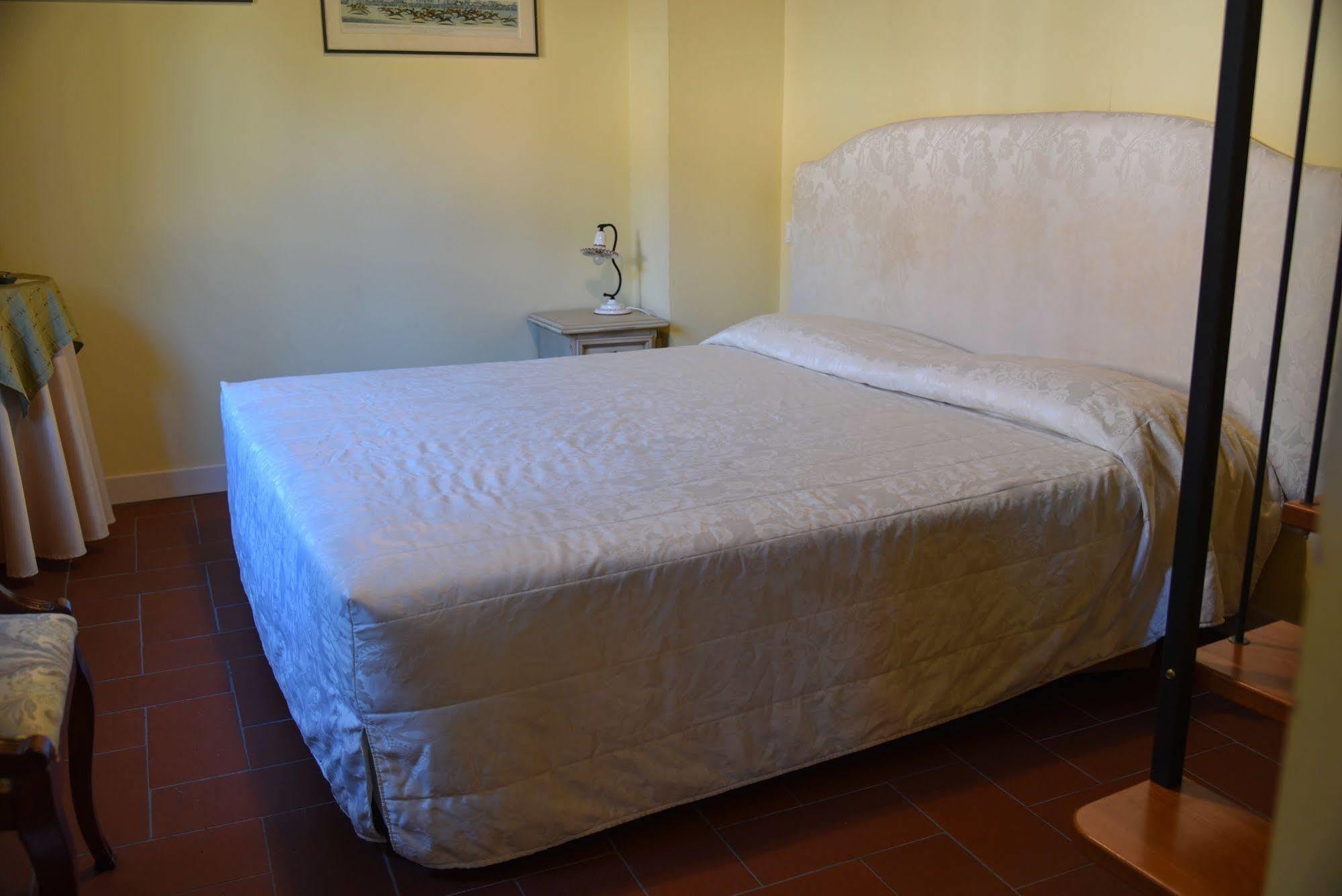 Hotel Sant'Andrea ราเวนนา ภายนอก รูปภาพ